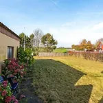 3 Bedroom Awesome In Hébergement de vacances *