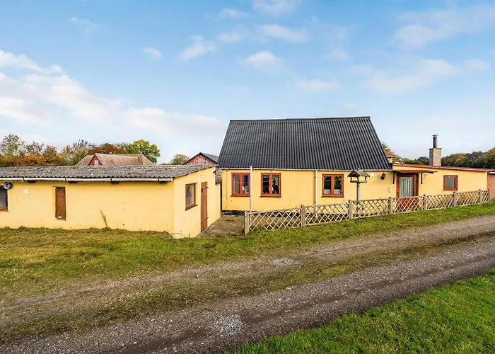 3 Bedroom Awesome In Nyaraló Rudkøbing