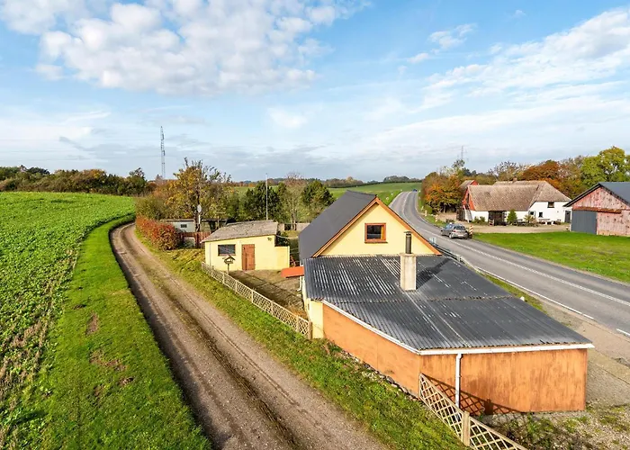 3 Bedroom Awesome In