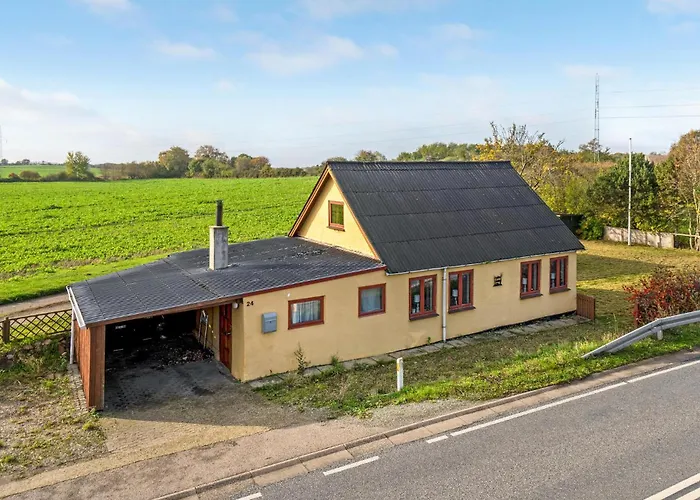 3 Bedroom Awesome In Nyaraló *